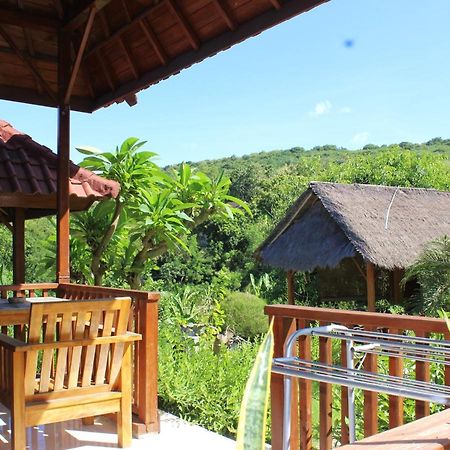 Batununggul Bamboo Bungalow Jungle View מראה חיצוני תמונה