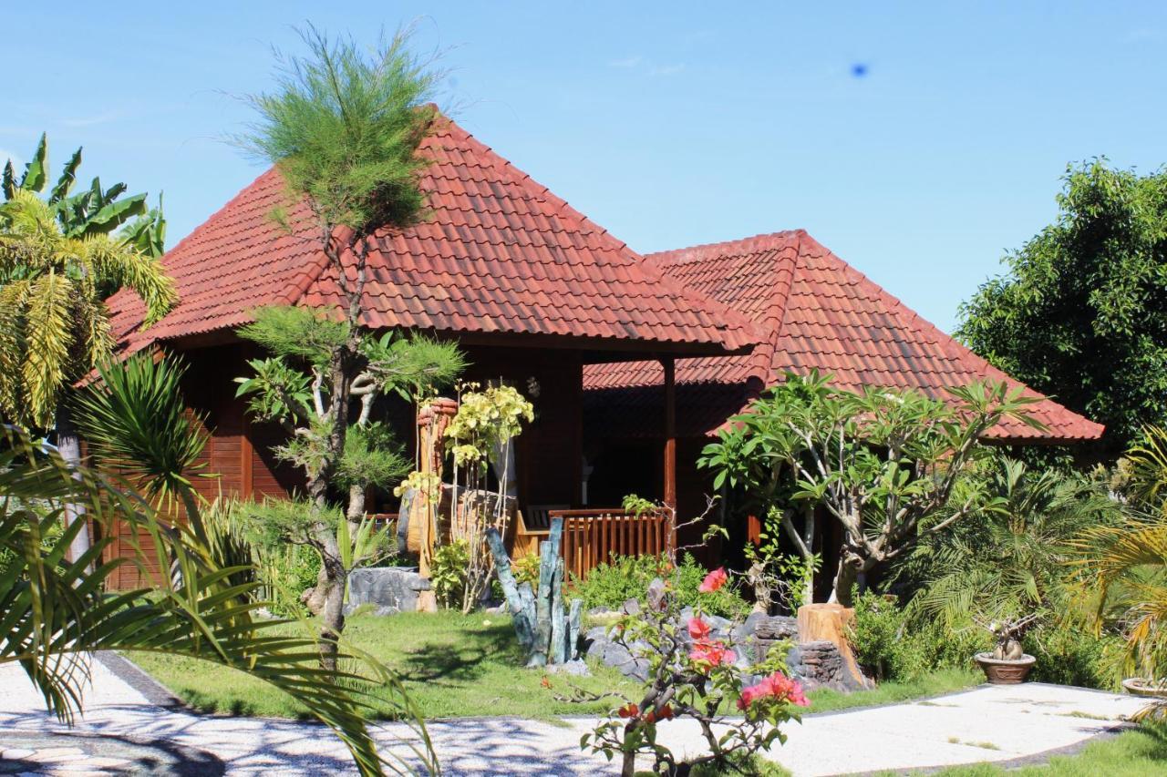 Batununggul Bamboo Bungalow Jungle View מראה חיצוני תמונה