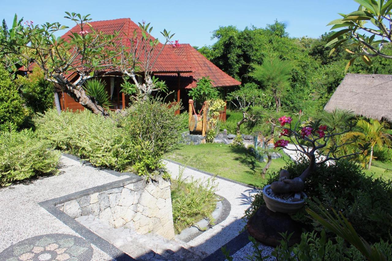Batununggul Bamboo Bungalow Jungle View מראה חיצוני תמונה