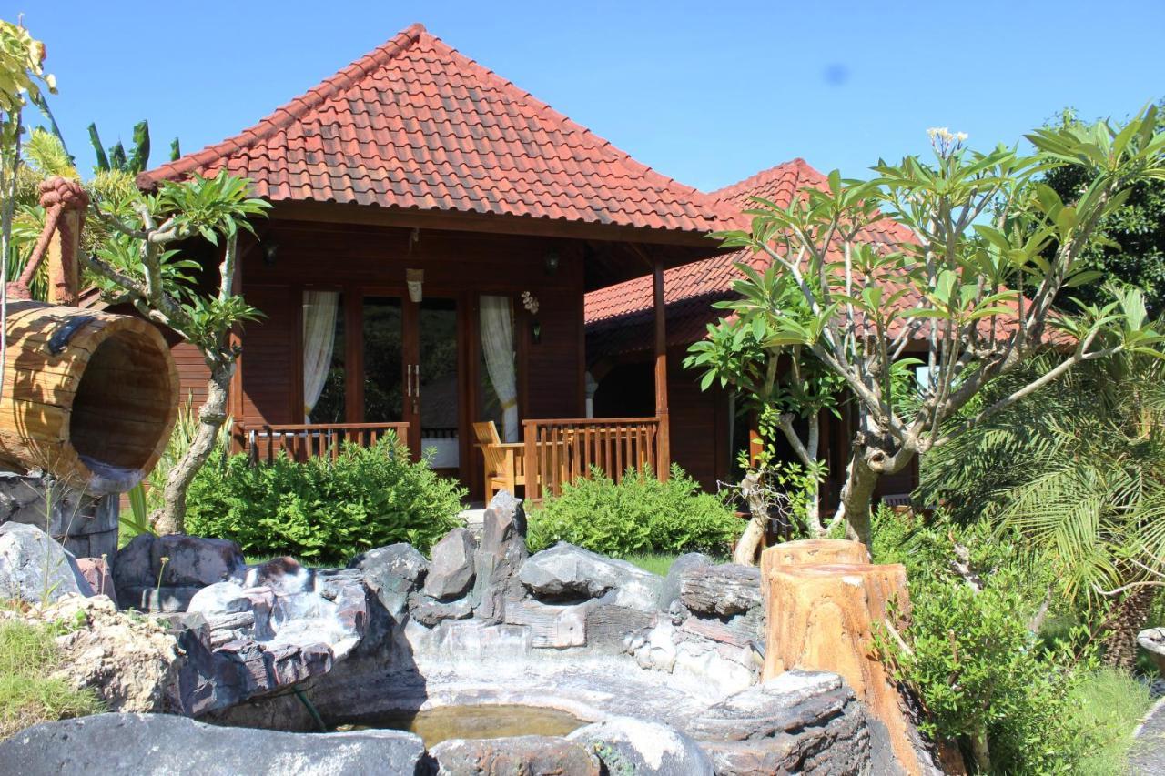 Batununggul Bamboo Bungalow Jungle View מראה חיצוני תמונה